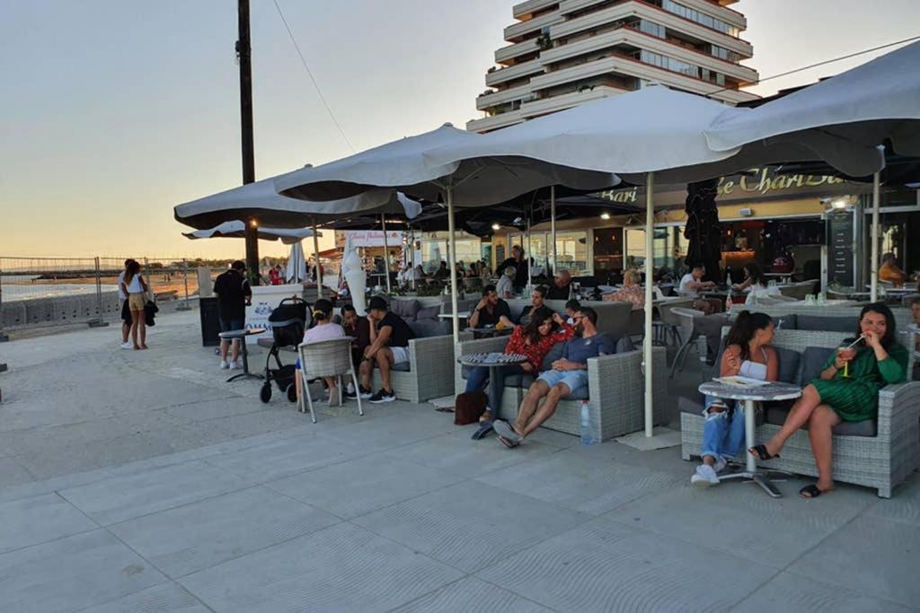 Studio Cabines 6 Couchages 150 M De La Plage Et A Quelques Secondes Des Commerces Wifi Gratuit La Grande-Motte Buitenkant foto