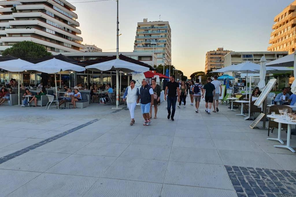 Studio Cabines 6 Couchages 150 M De La Plage Et A Quelques Secondes Des Commerces Wifi Gratuit La Grande-Motte Buitenkant foto